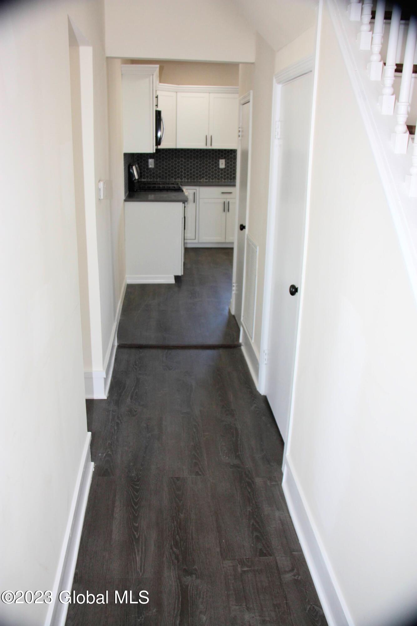 1665 Rugby Road Schenectady, NY 12309 - Photo 17 of 44 IMG_9294