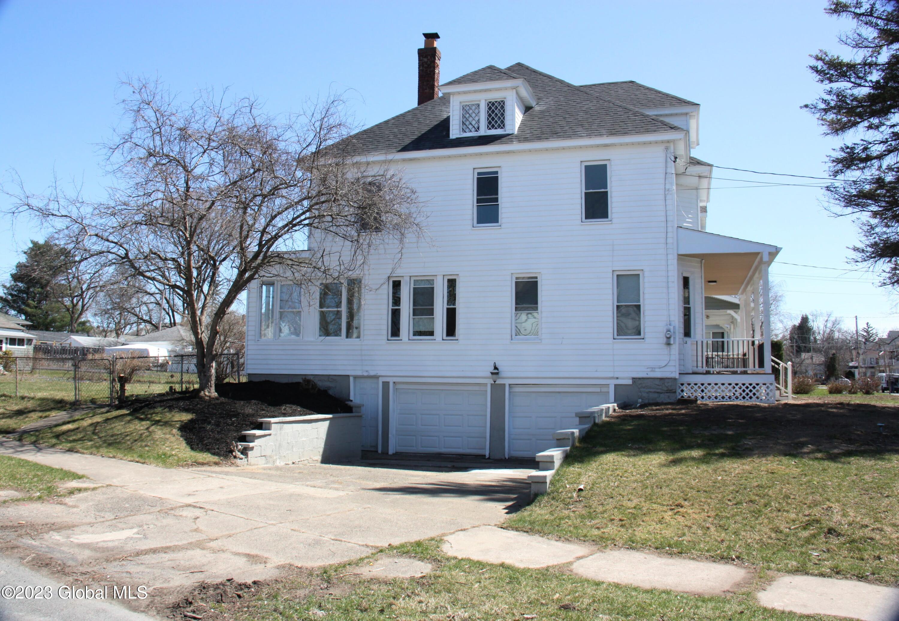 1665 Rugby Road Schenectady, NY 12309 - Photo 2 of 44 IMG_9278