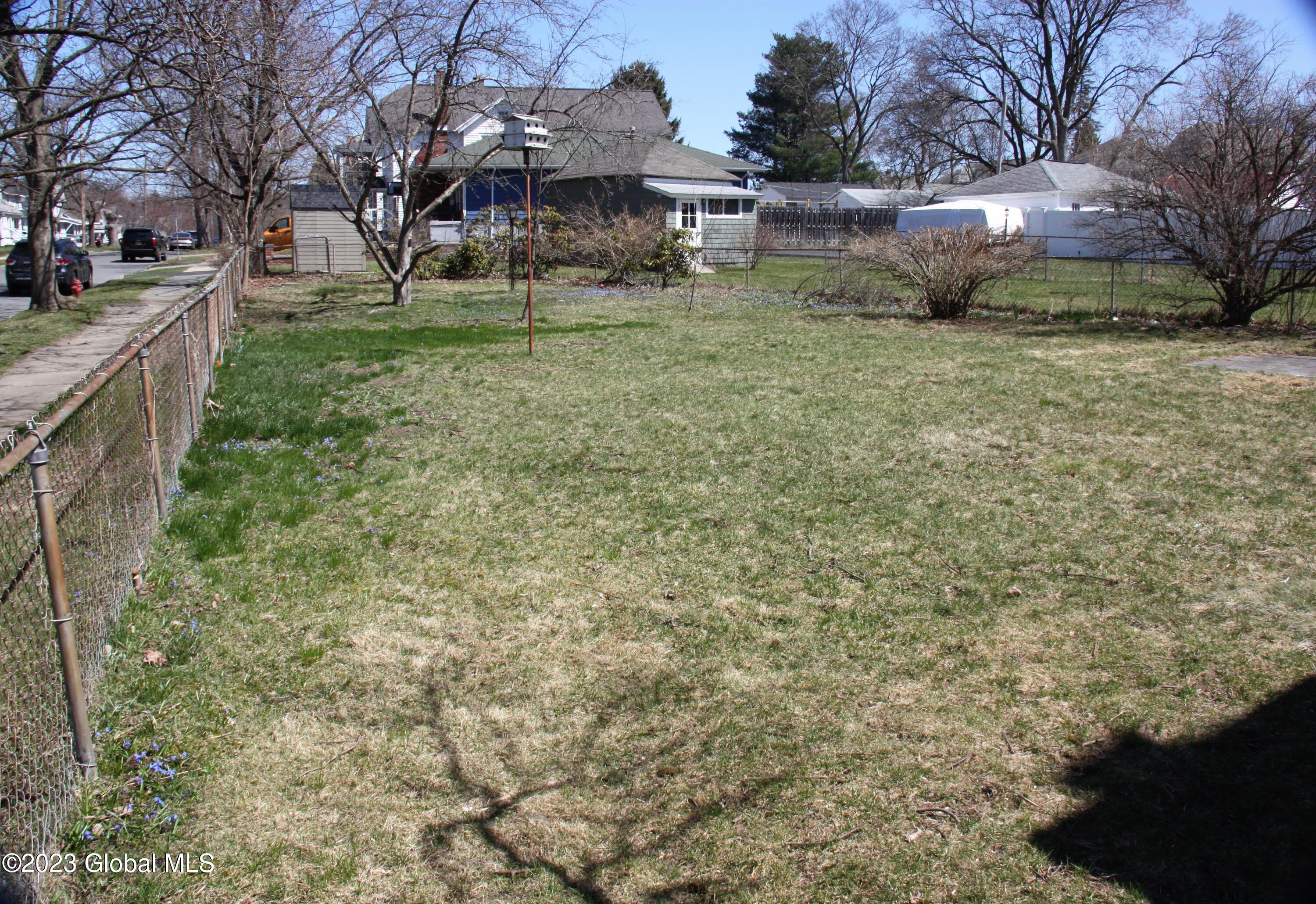 1665 Rugby Road Schenectady, NY 12309 - Photo 3 of 44 IMG_9279