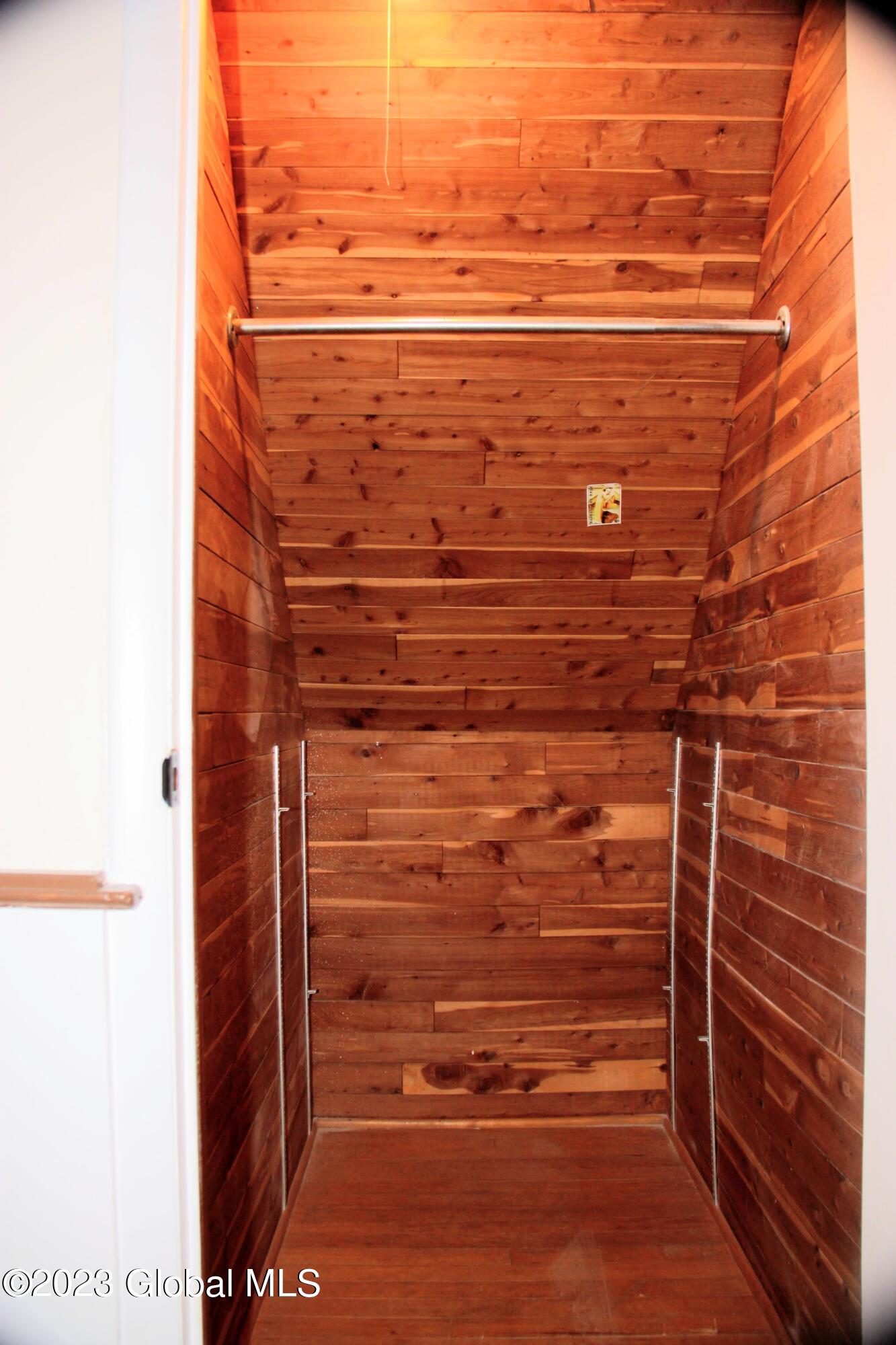 1665 Rugby Road Schenectady, NY 12309 - Photo 35 of 44 IMG_9318