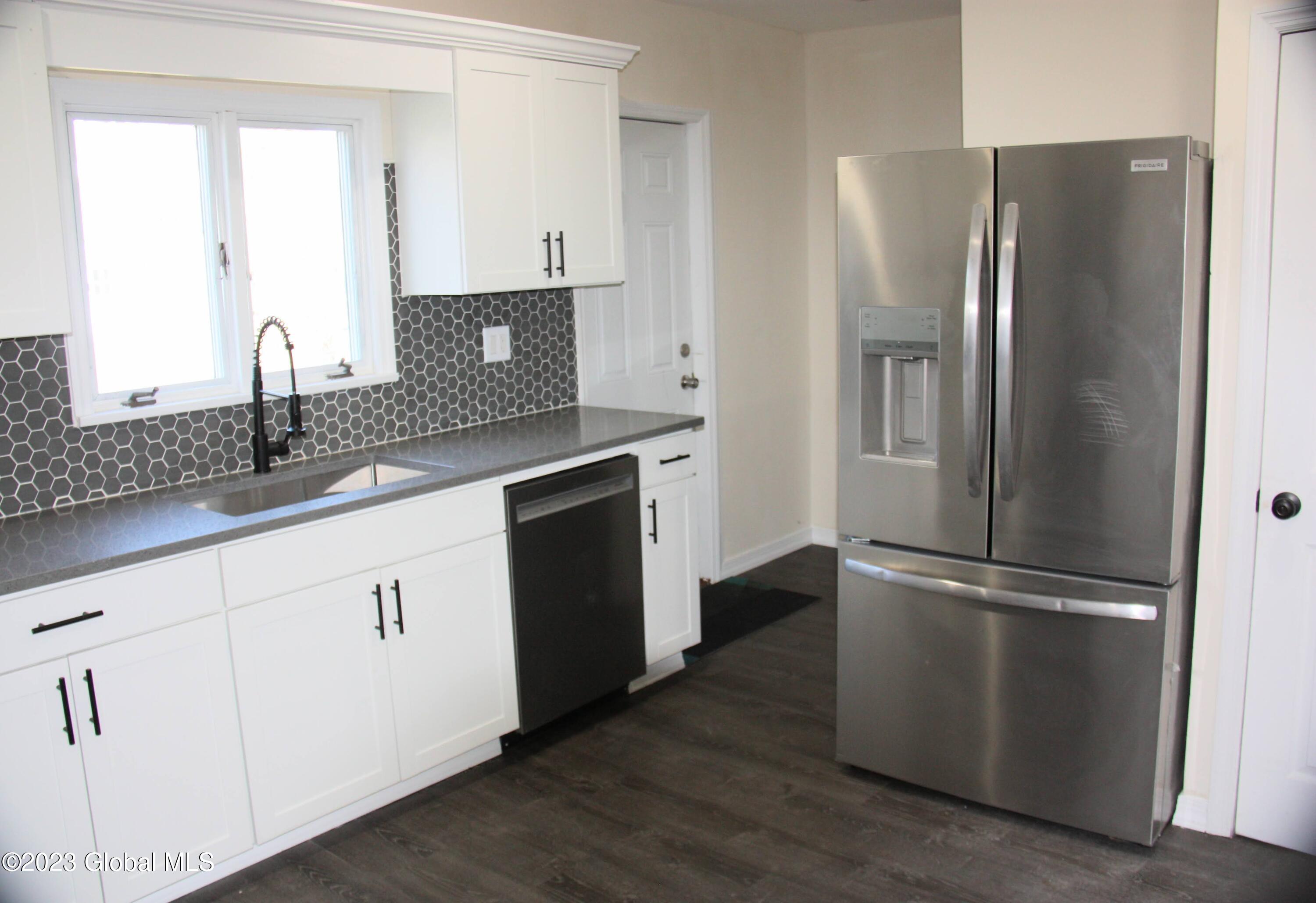 1665 Rugby Road Schenectady, NY 12309 - Photo 44 of 44 IMG_9329