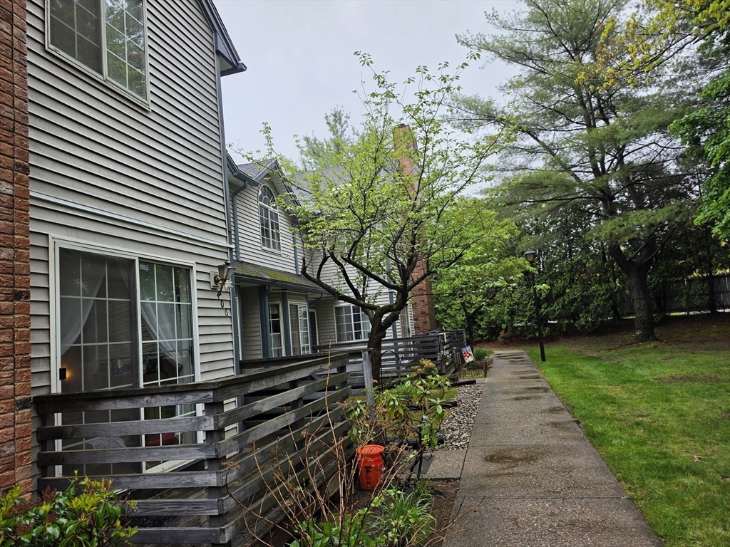 104 Johnson Road, Unit 406 Chicopee, MA 01022 - Photo 27 of 30