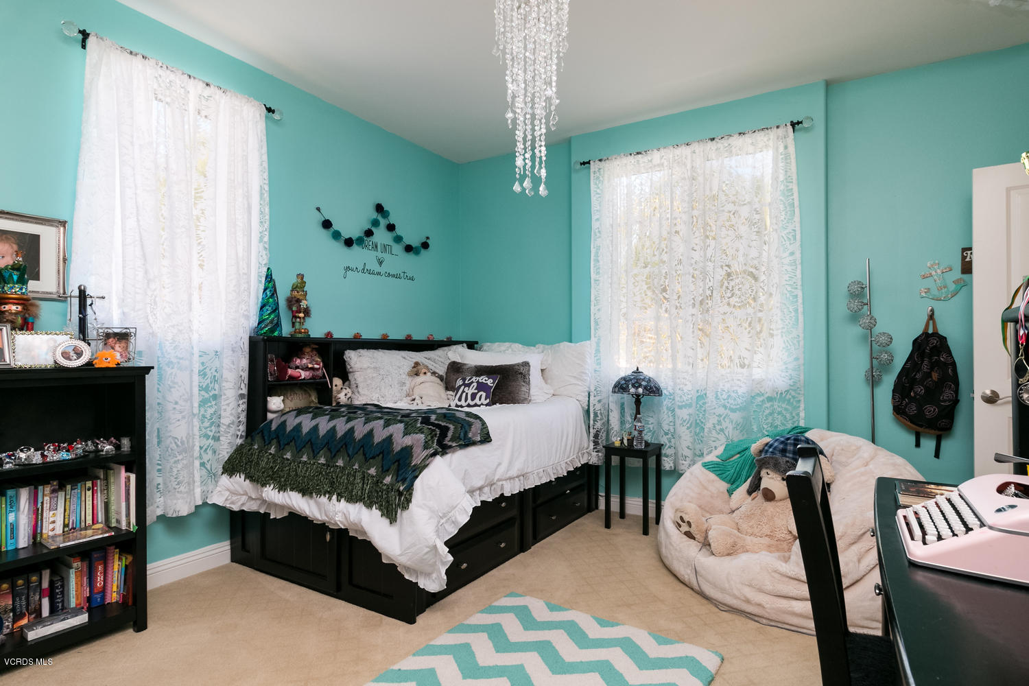 5472 Calarosa Ranch Road Camarillo, CA 93012 - Photo 22 of 31 Bedroom