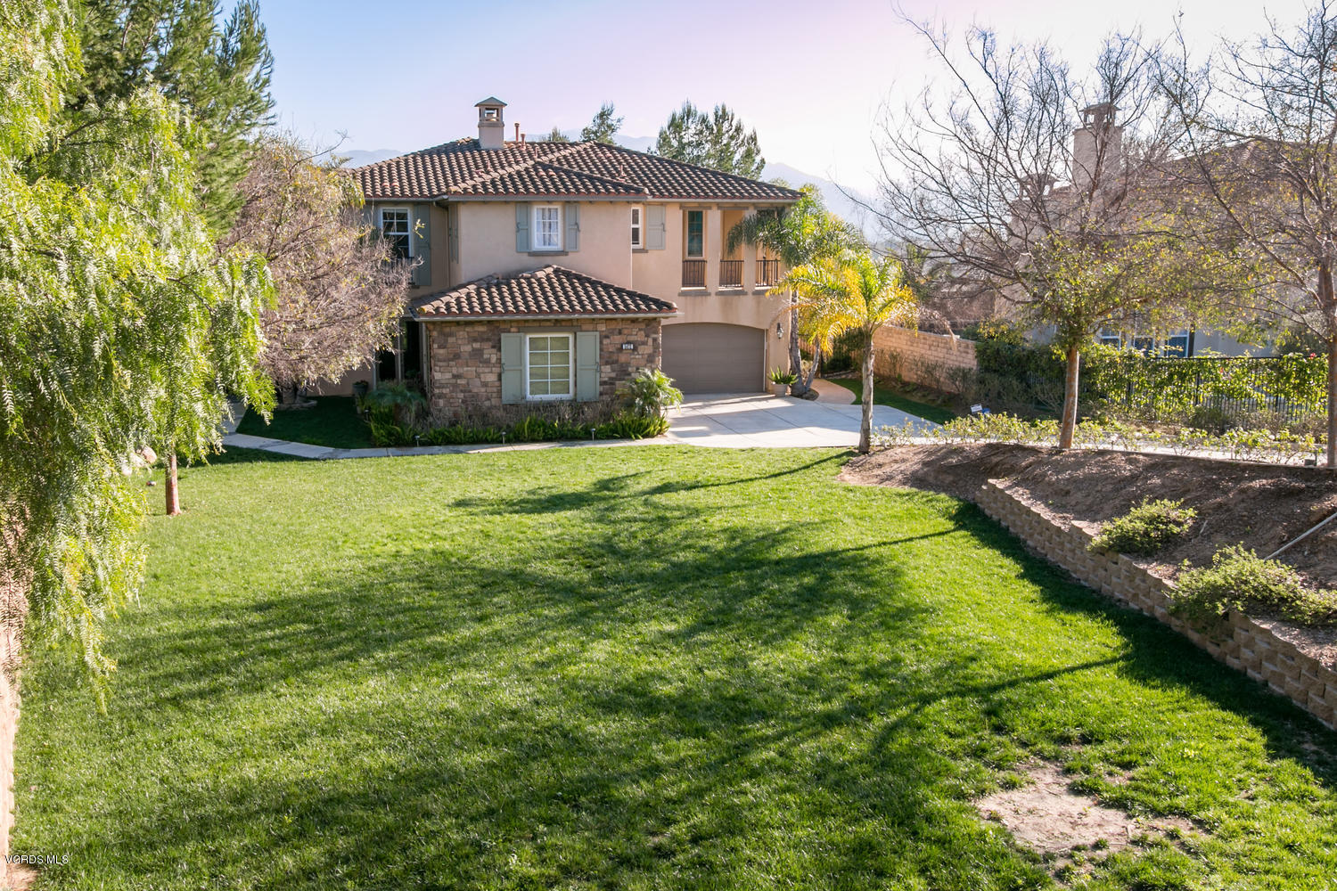 5472 Calarosa Ranch Road Camarillo, CA 93012 - Photo 30 of 31 Front Lawn