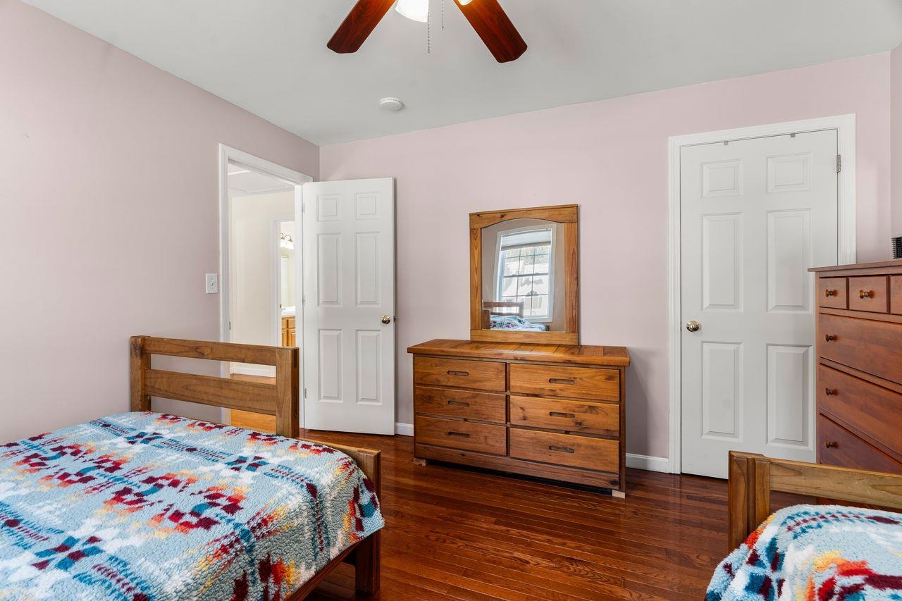 1 Patricia Lane Amherst, NH 03031 - Photo 28 of 40