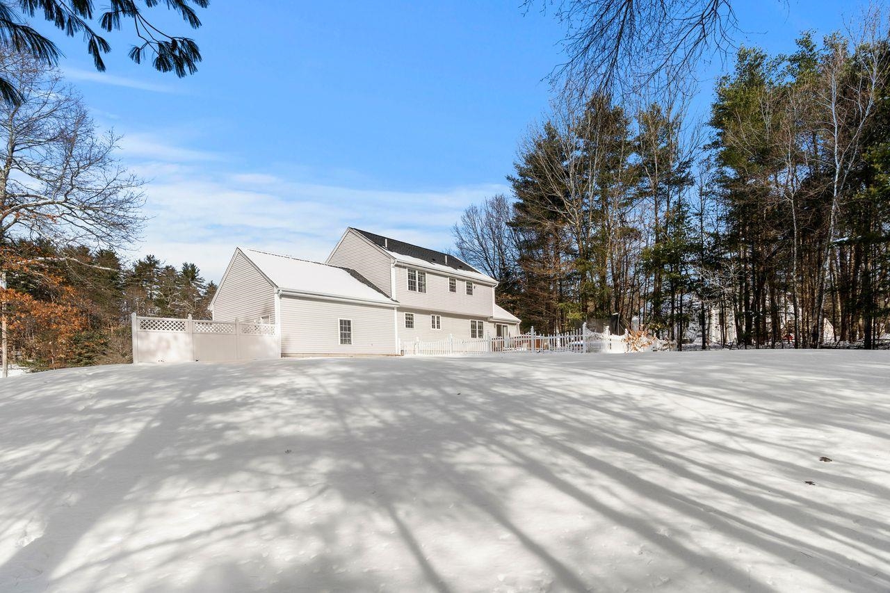 1 Patricia Lane Amherst, NH 03031 - Photo 36 of 40