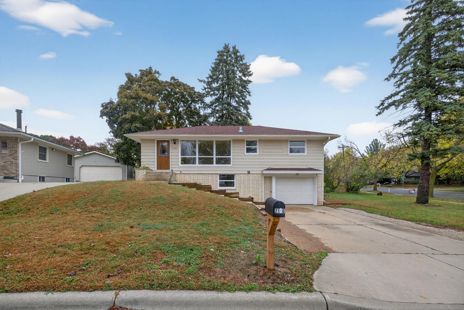2106 8th Avenue Northeast Rochester, MN 55906 - Photo 2 of 37