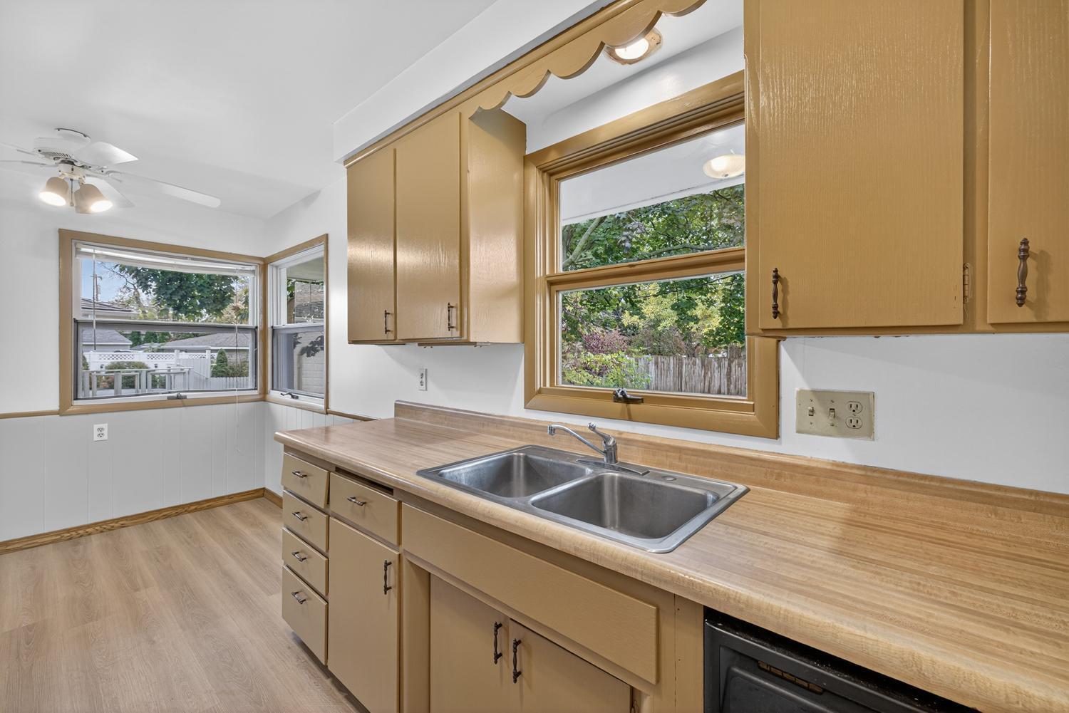 2106 8th Avenue Northeast Rochester, MN 55906 - Photo 21 of 37