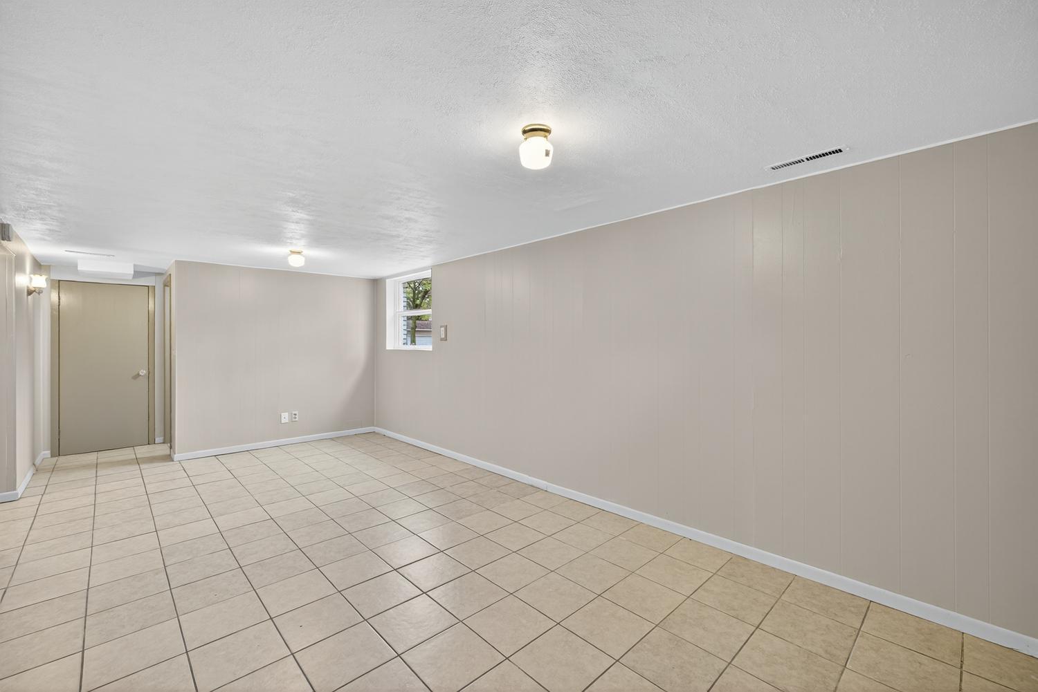 2106 8th Avenue Northeast Rochester, MN 55906 - Photo 35 of 37