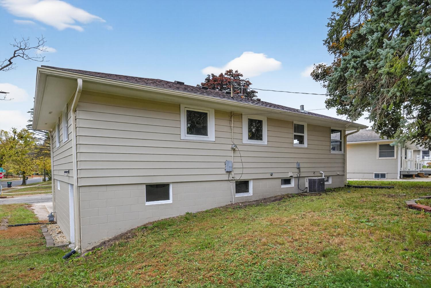 2106 8th Avenue Northeast Rochester, MN 55906 - Photo 7 of 37