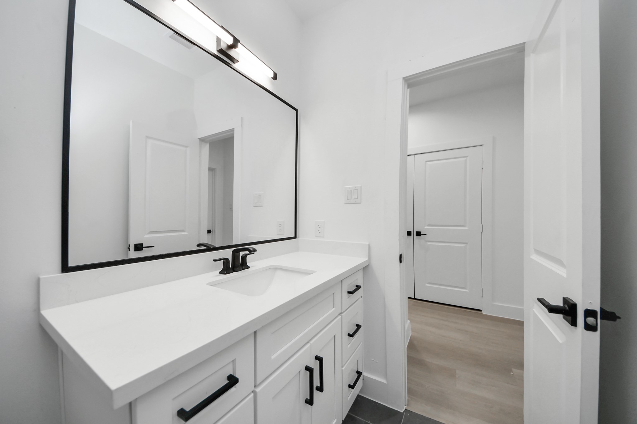 8218 Lawler Street Houston, TX 77051 - Photo 26 of 29