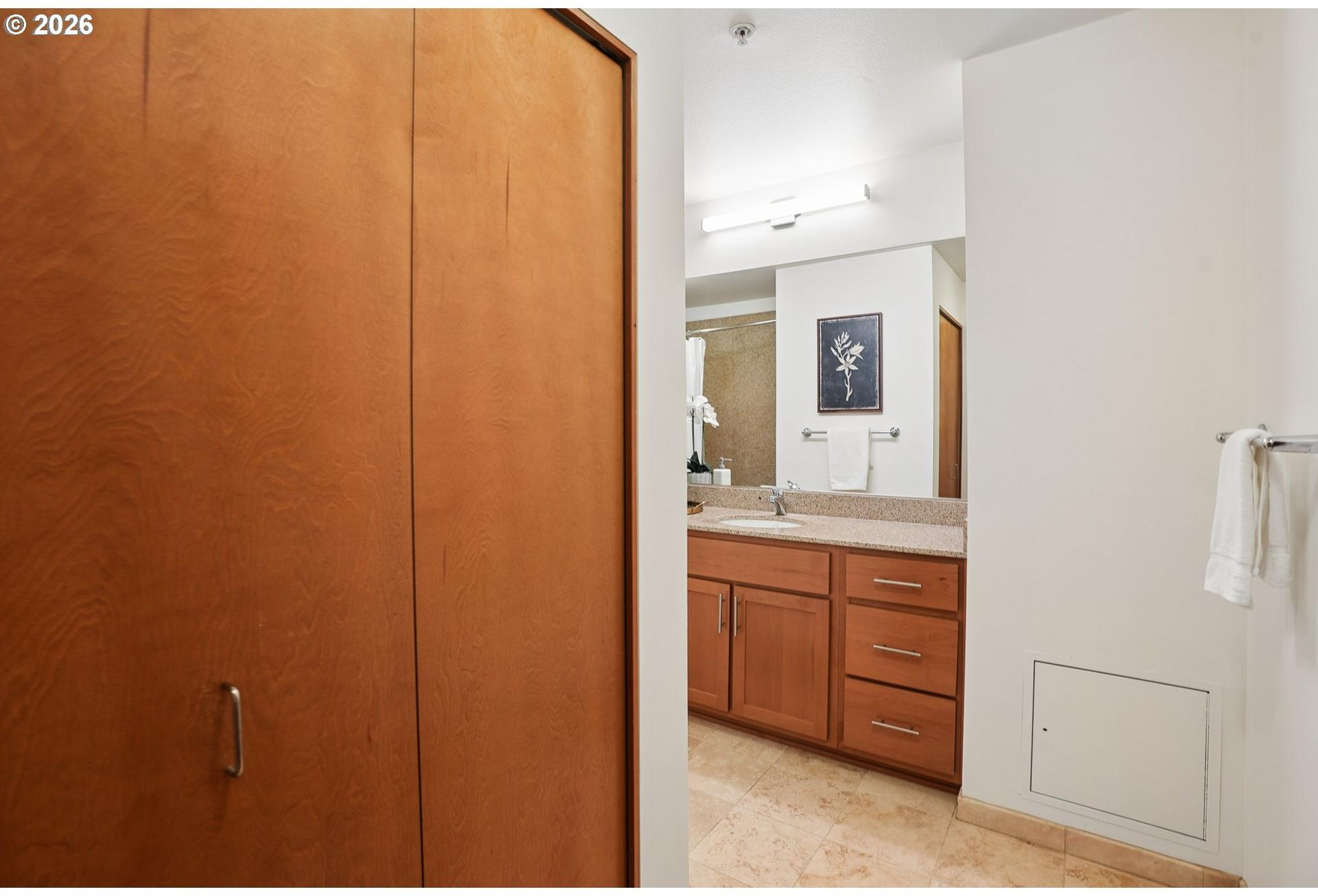 2335 Northwest Raleigh Street, Unit 105 Portland, OR 97210 - Photo 17 of 31 Gallery Image 17