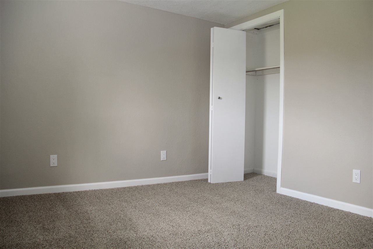 3618 Rotary Road Rockford, IL 61109 - Photo 15 of 24 a view of an empty room