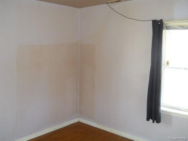 24040 Ryan Road Warren, MI 48091 - Photo 7 of 9 9-23 120