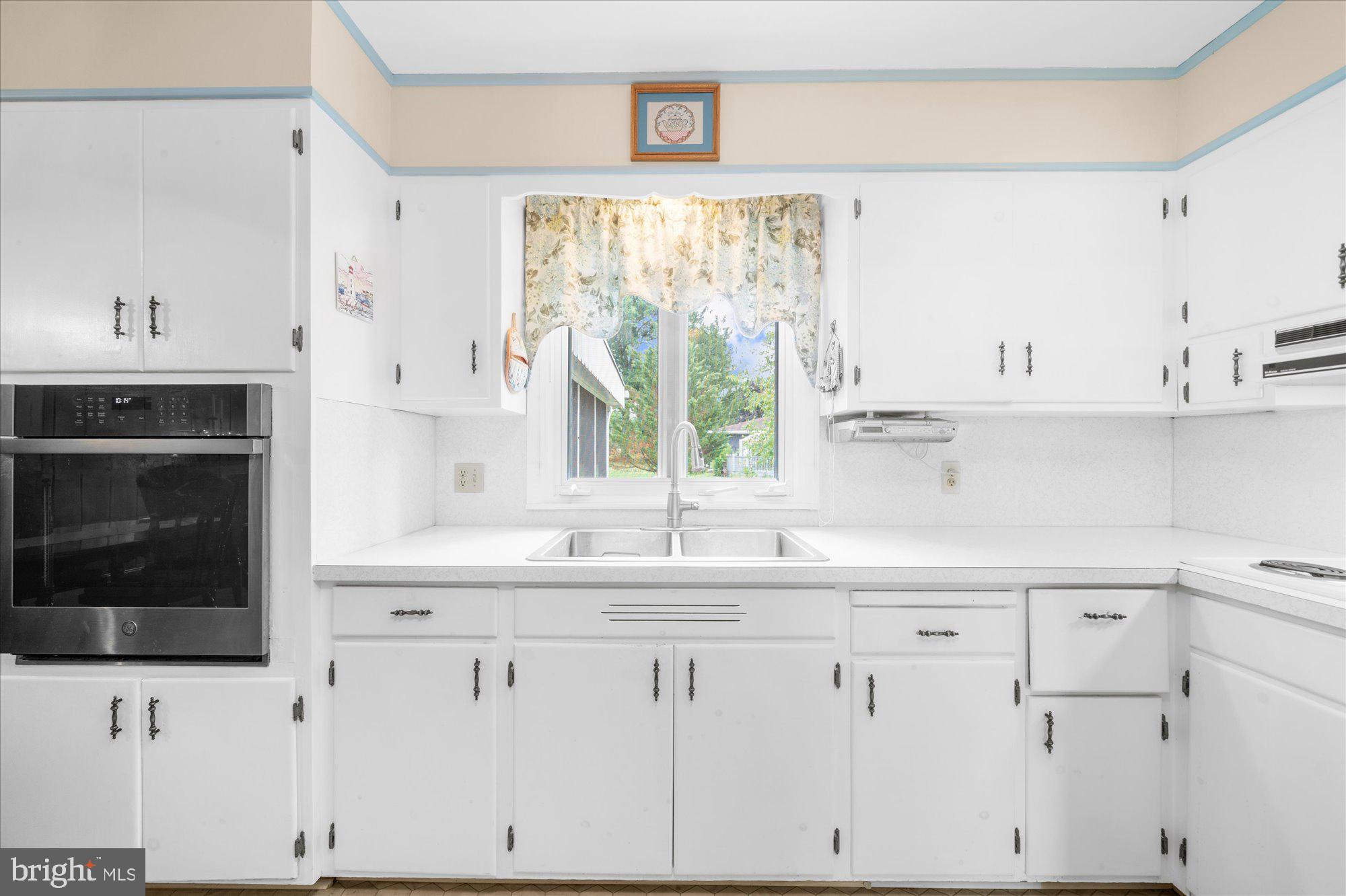 11 Meadowbrook Road Flemington, NJ 08822 - Photo 12 of 26