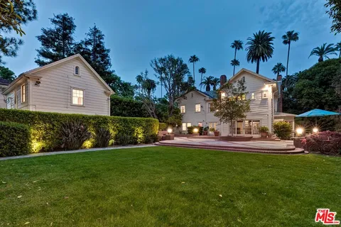 $10,995,000 | 809 North Bedford Drive, Beverly Hills, CA 90210