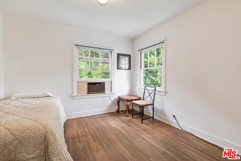 $10,995,000 | 809 North Bedford Drive, Beverly Hills, CA 90210