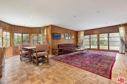 $10,995,000 | 809 North Bedford Drive, Beverly Hills, CA 90210