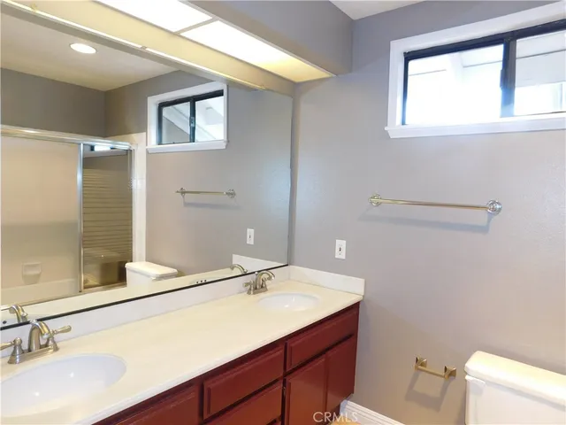 a view of entryway with white walls