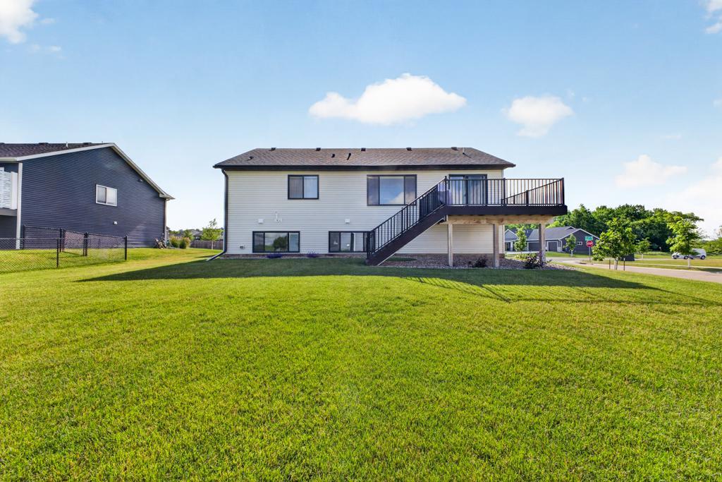 6201 55th Avenue Northwest Rochester, MN 55901 - Photo 36 of 41