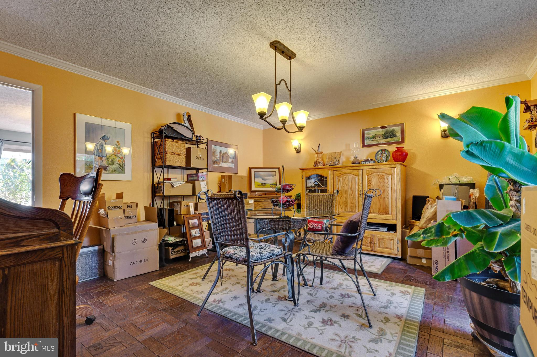 18509 Cabin Road Triangle, VA 22172 - Photo 33 of 107 Gallery Image 33