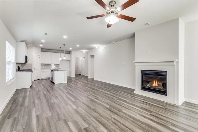 $2,500 | 9013 Zubia Lane, Fort Worth, TX 76131