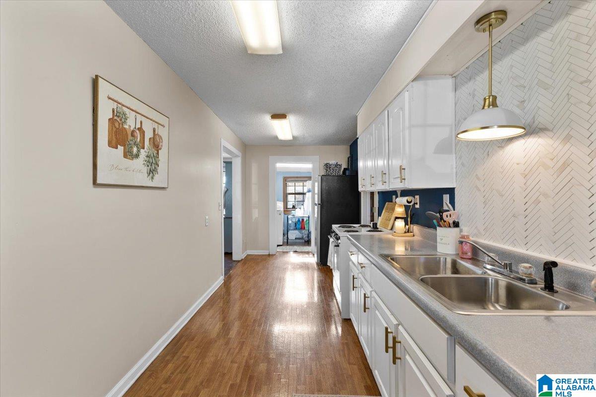 608 South A Street Oneonta, AL 35121 - Photo 8 of 27