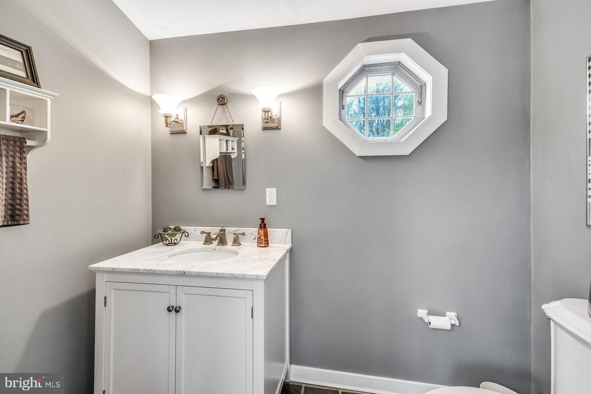 1208 State Road Coopersburg, PA 18036 - Photo 12 of 24 Gallery Image 12