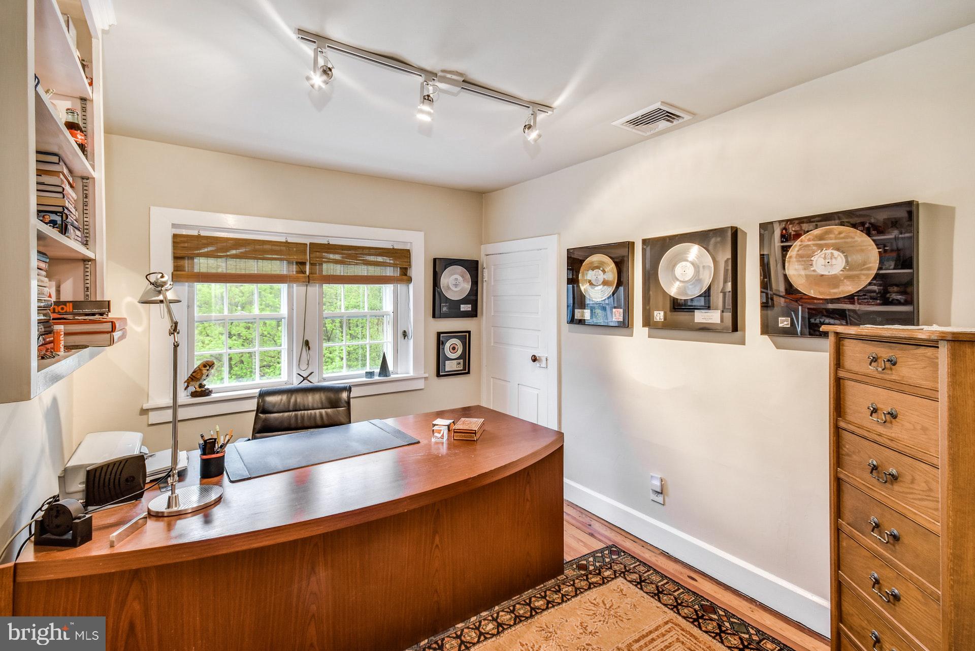 1208 State Road Coopersburg, PA 18036 - Photo 13 of 24 Gallery Image 13