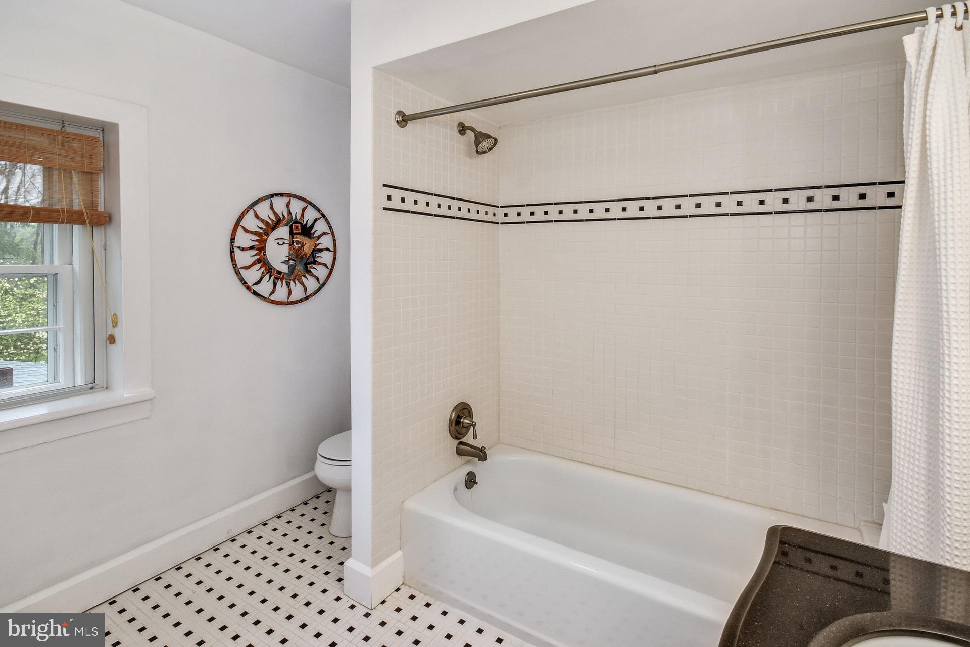 1208 State Road Coopersburg, PA 18036 - Photo 18 of 24 Gallery Image 18
