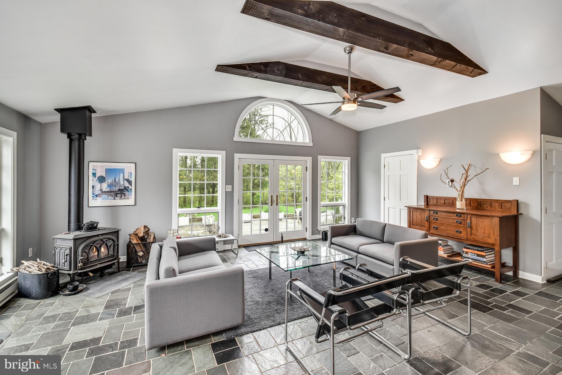 1208 State Road Coopersburg, PA 18036 - Photo 4 of 24 Gallery Image 4