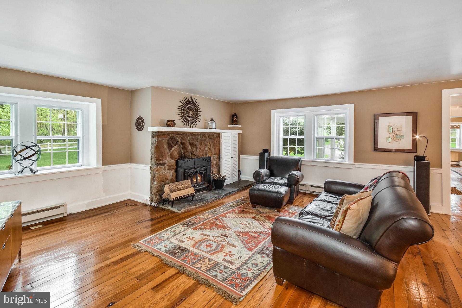 1208 State Road Coopersburg, PA 18036 - Photo 7 of 24 Gallery Image 7