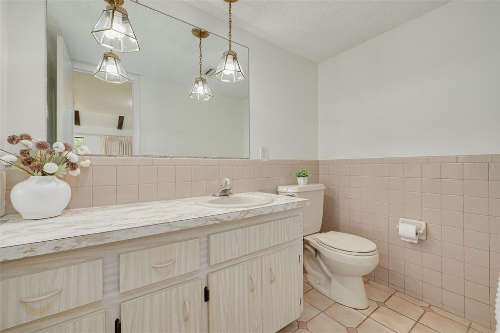 2101 Sunset Point Road, Unit 1202 Clearwater, FL 33765 - Photo 7 of 37 Gallery Image 7