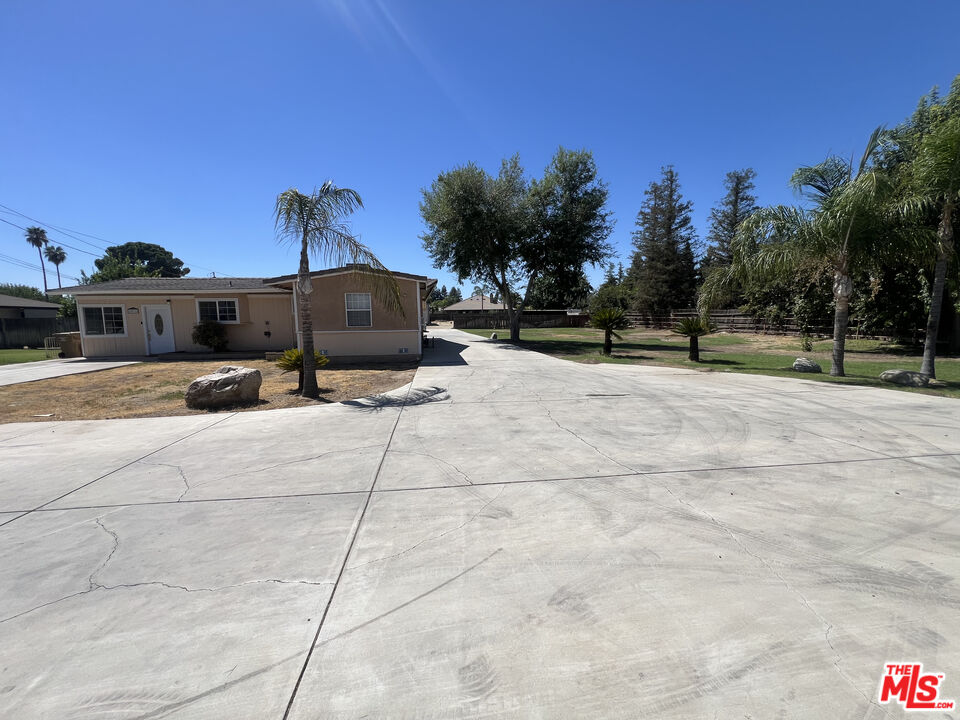 10931 Shellabarger Road Bakersfield, CA 93312 - Photo 36 of 44