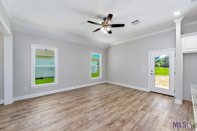 $299,900 | 252 Dana Lynn Street, Schriever, LA 70395