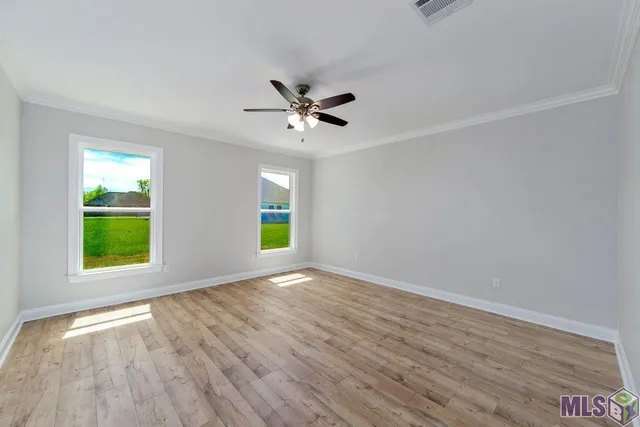 $299,900 | 252 Dana Lynn Street, Schriever, LA 70395