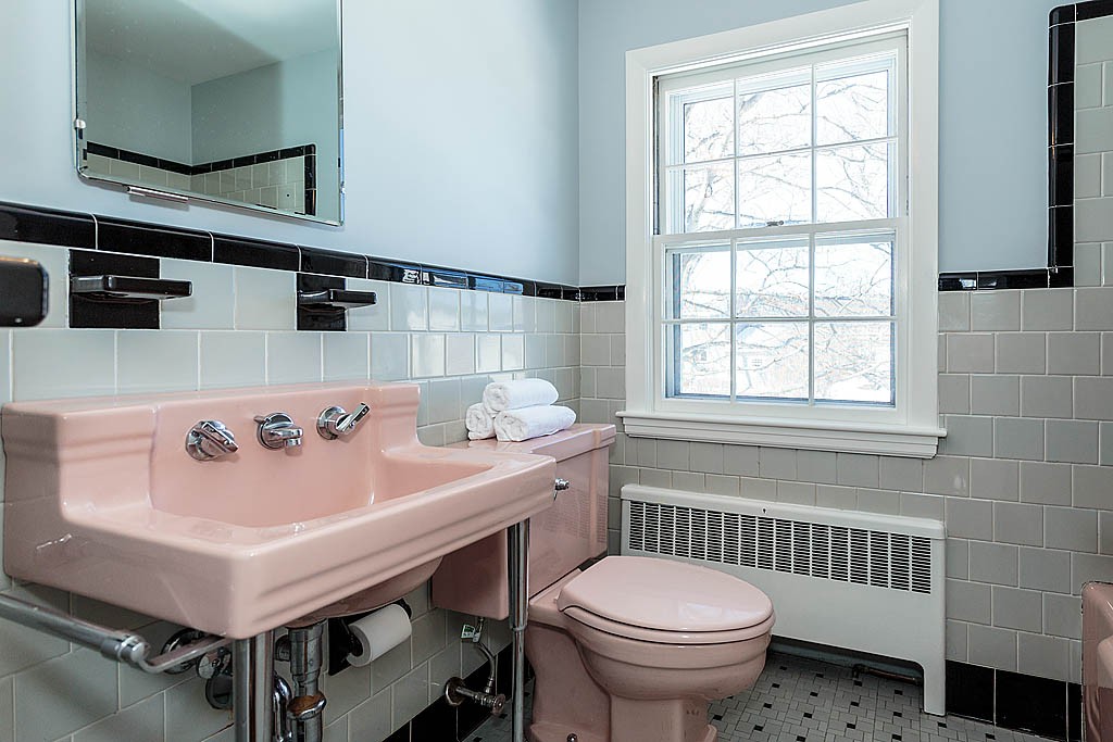 43 Hoitt Road Belmont, MA 02478 - Photo 9 of 12 Gallery Image 9