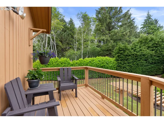 $1,295,000 | 441 Bay Center Road, South Bend, WA 98586