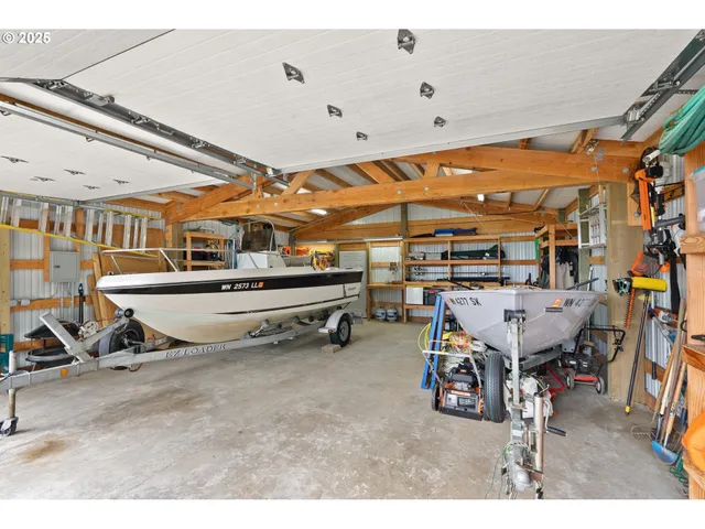 $1,295,000 | 441 Bay Center Road, South Bend, WA 98586