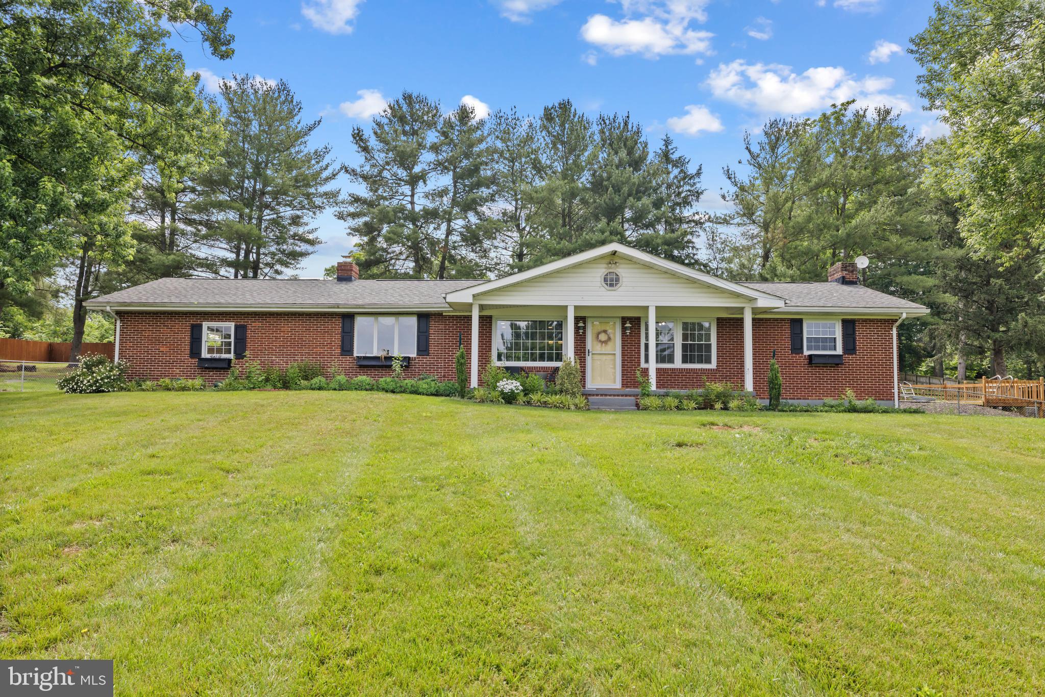 5533 Middle Road Winchester, VA 22602 - Photo 1 of 45 Welcome to 5533 Middle Rd.