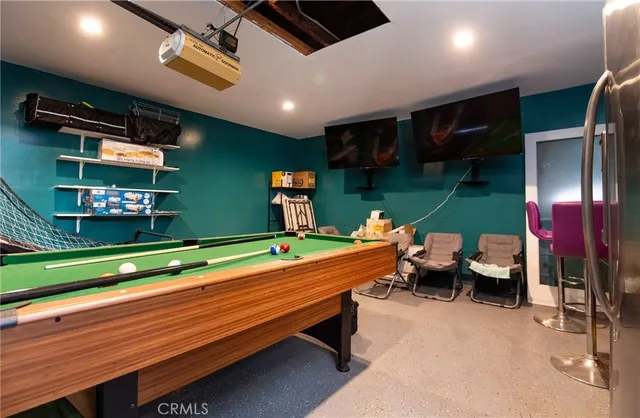 $1,073,888 | 1124 East Ridgewood Street, Long Beach, CA 90807