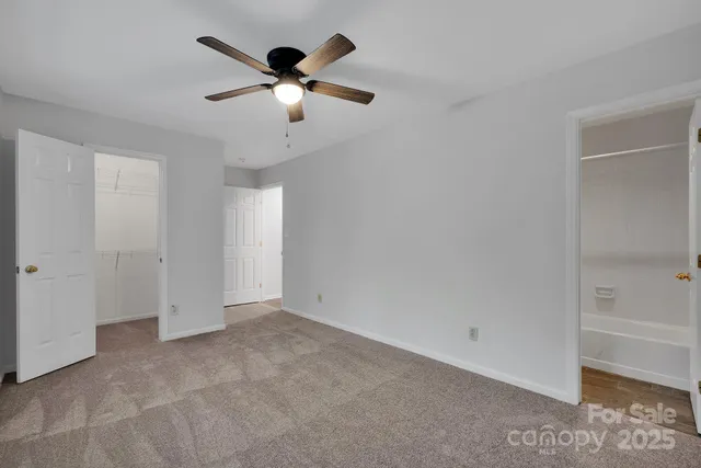 $359,000 | 3300 Selwyn Farms Lane, Charlotte, NC 28209