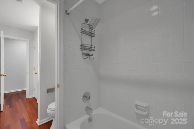 $359,000 | 3300 Selwyn Farms Lane, Charlotte, NC 28209