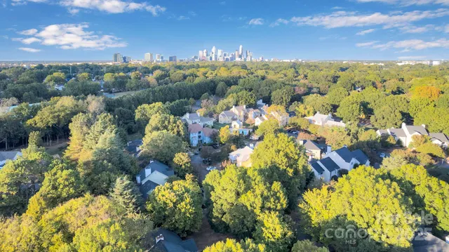 $359,000 | 3300 Selwyn Farms Lane, Charlotte, NC 28209