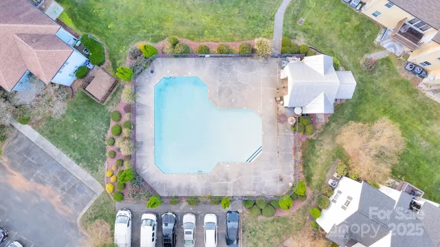 $359,000 | 3300 Selwyn Farms Lane, Charlotte, NC 28209