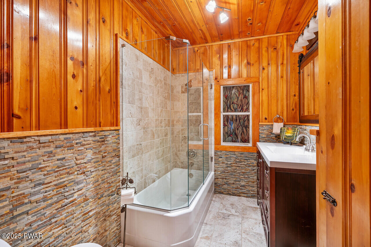 390 Springbrook Road Shohola, PA 18458 - Photo 12 of 73