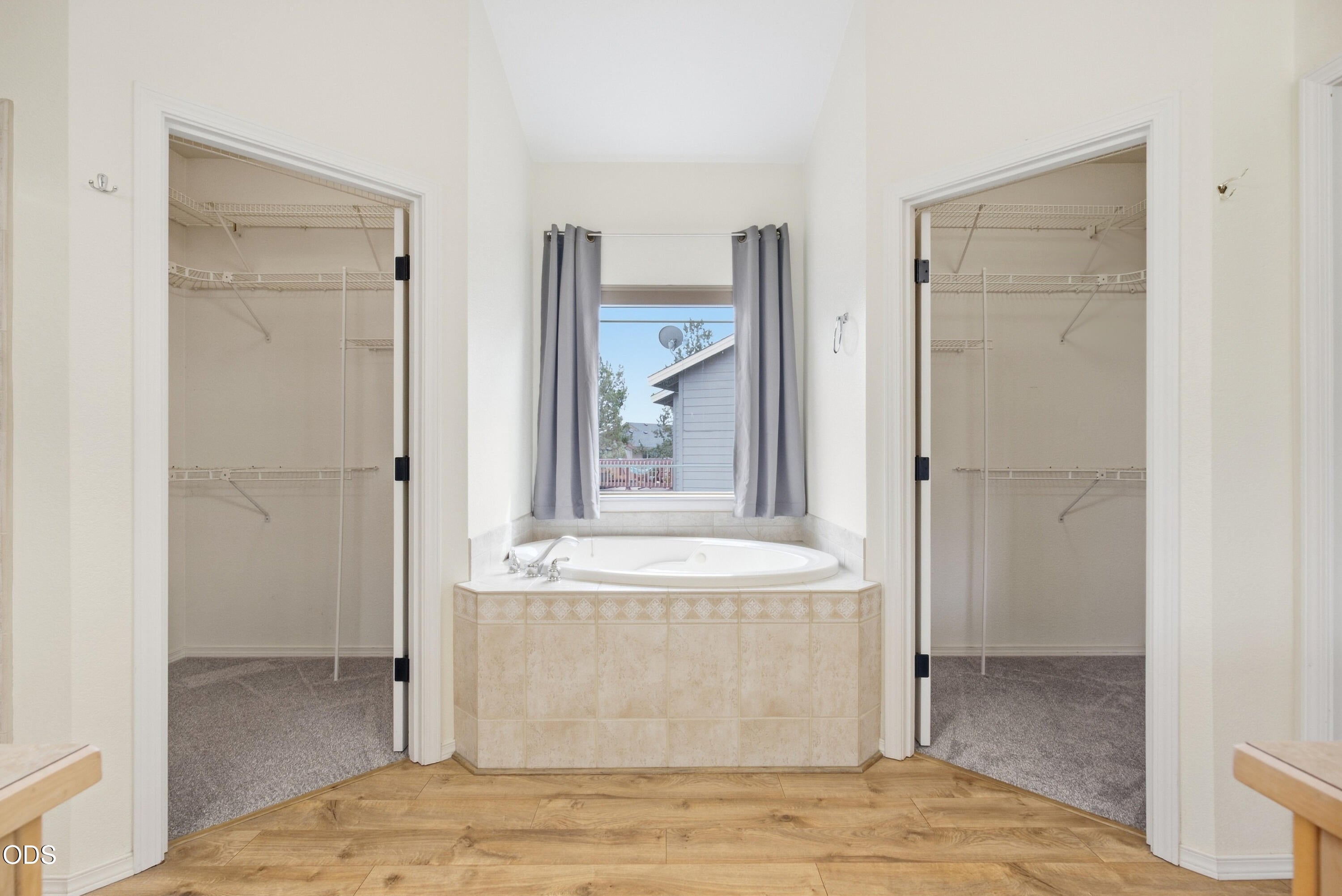 2504 Southwest 32nd Street Redmond, OR 97756 - Photo 12 of 36 Gallery Image 12