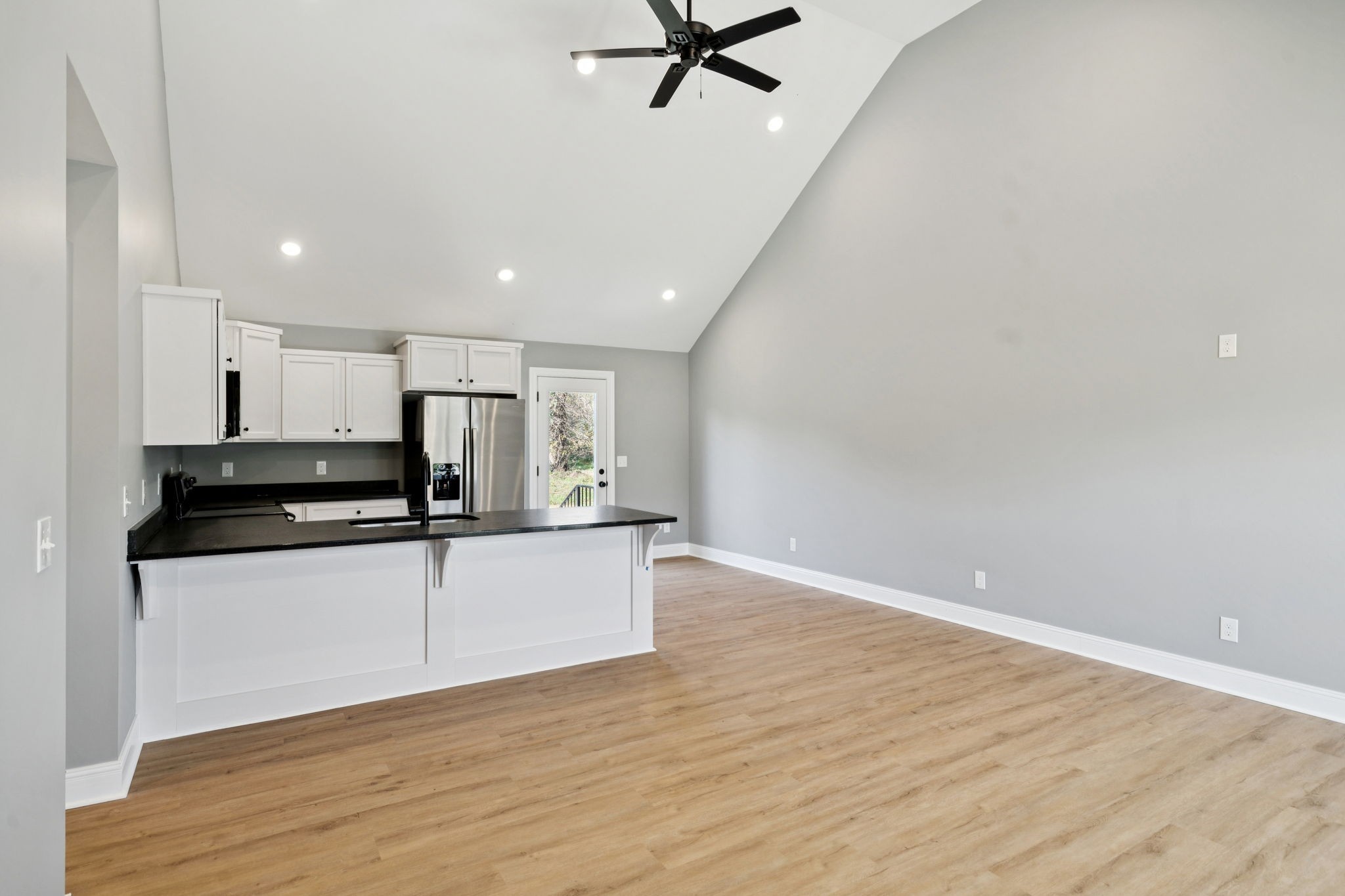 1572 Big Dry Creek Road Pulaski, TN 38478 - Photo 5 of 50