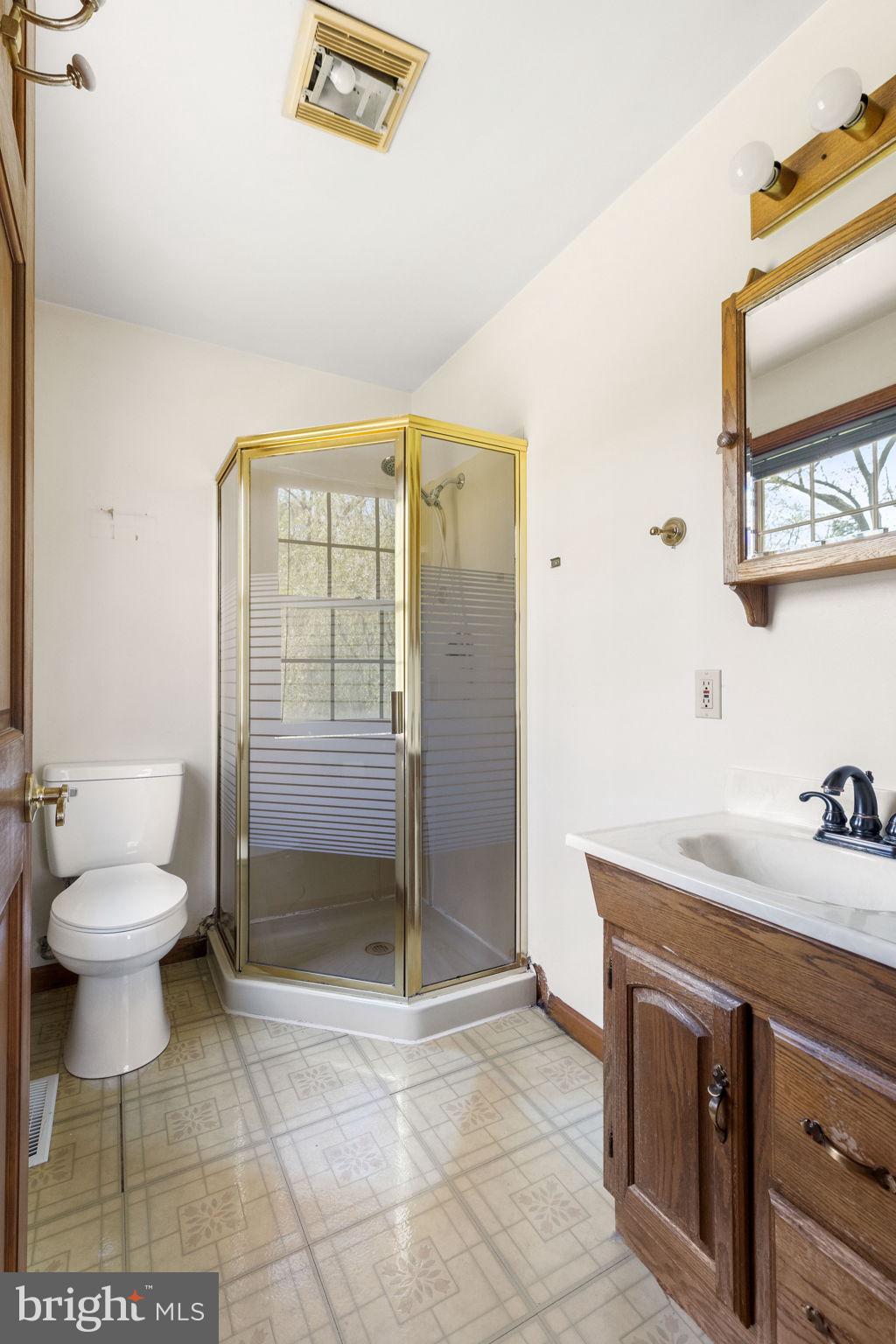 1053 Kings Row Road Oxford, PA 19363 - Photo 15 of 43 Gallery Image 15