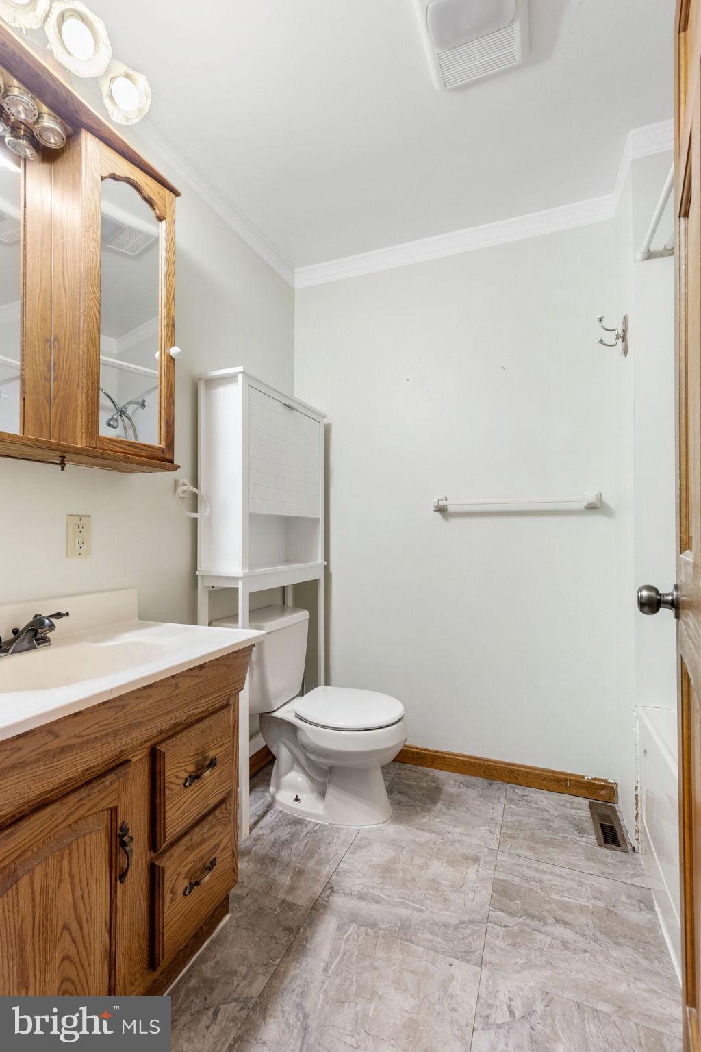 1053 Kings Row Road Oxford, PA 19363 - Photo 18 of 43 Gallery Image 18